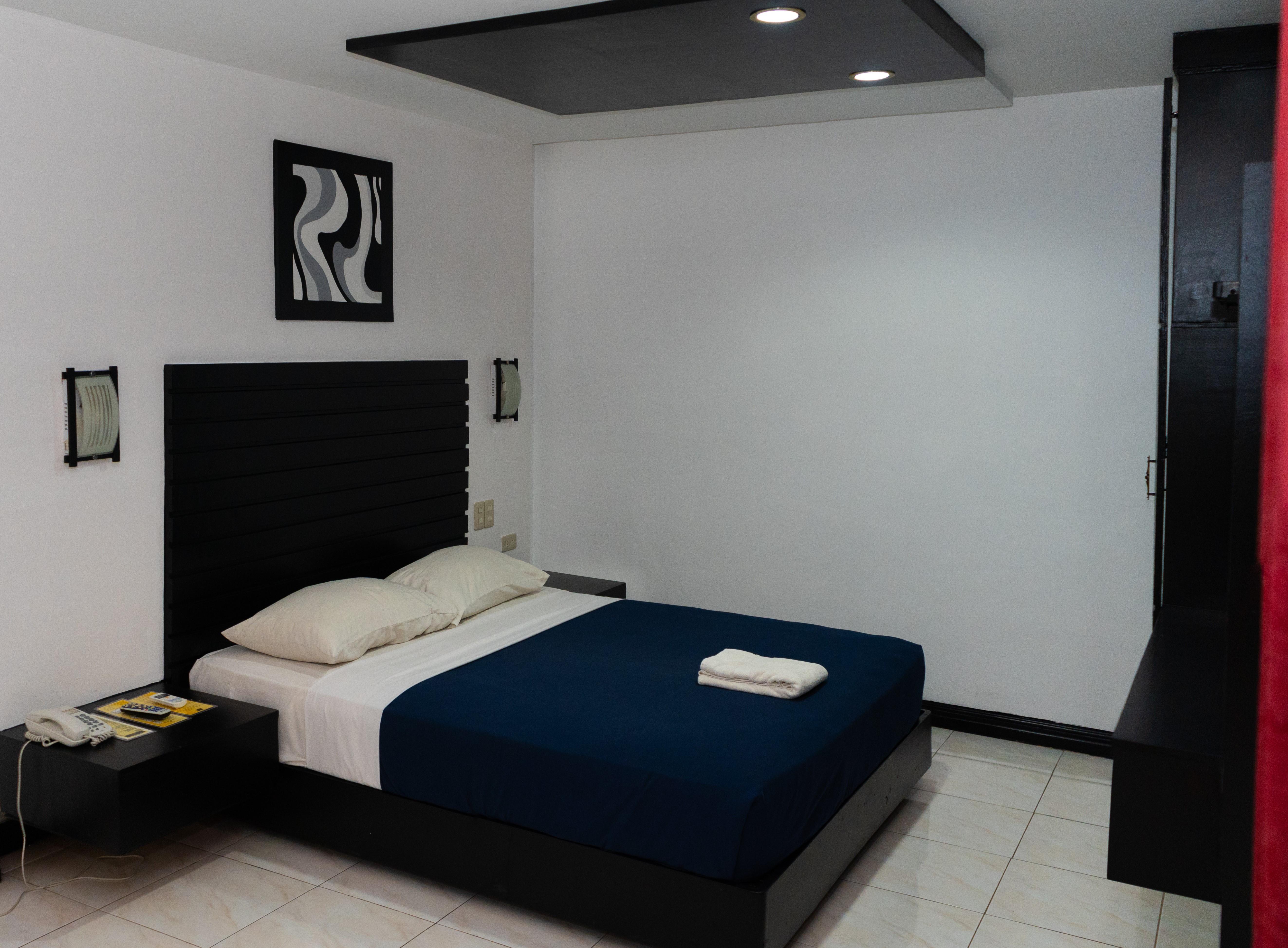 Davao Royal Suites And Residences Eksteriør billede