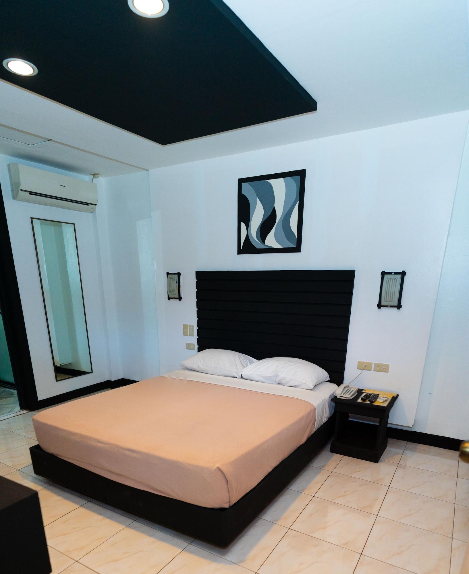 Davao Royal Suites And Residences Eksteriør billede