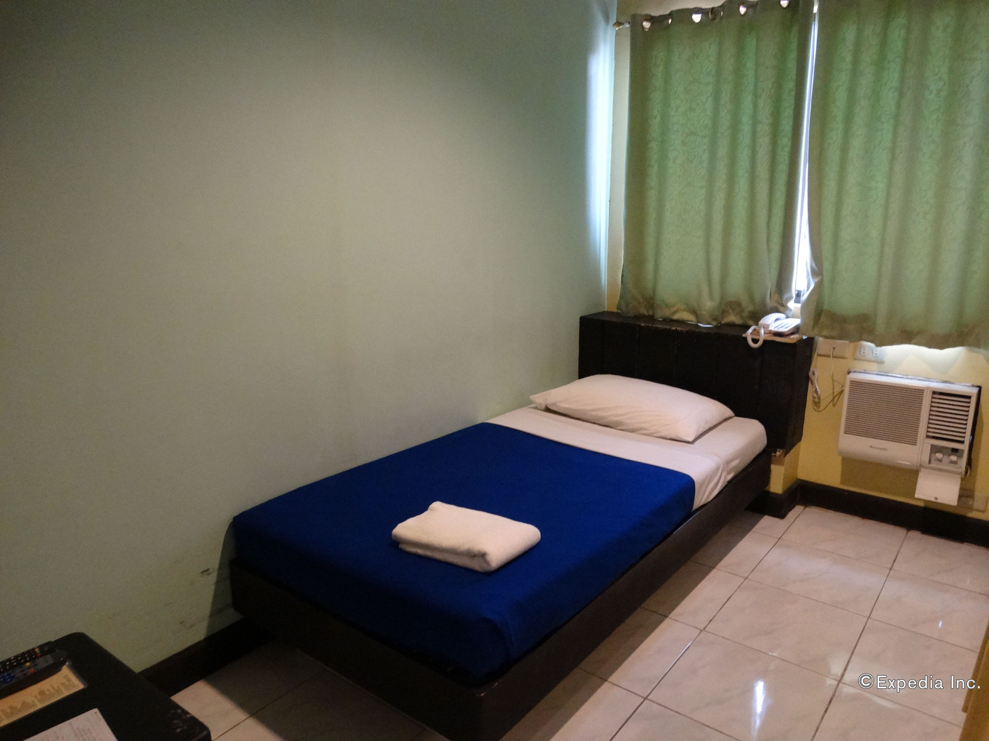 Davao Royal Suites And Residences Eksteriør billede