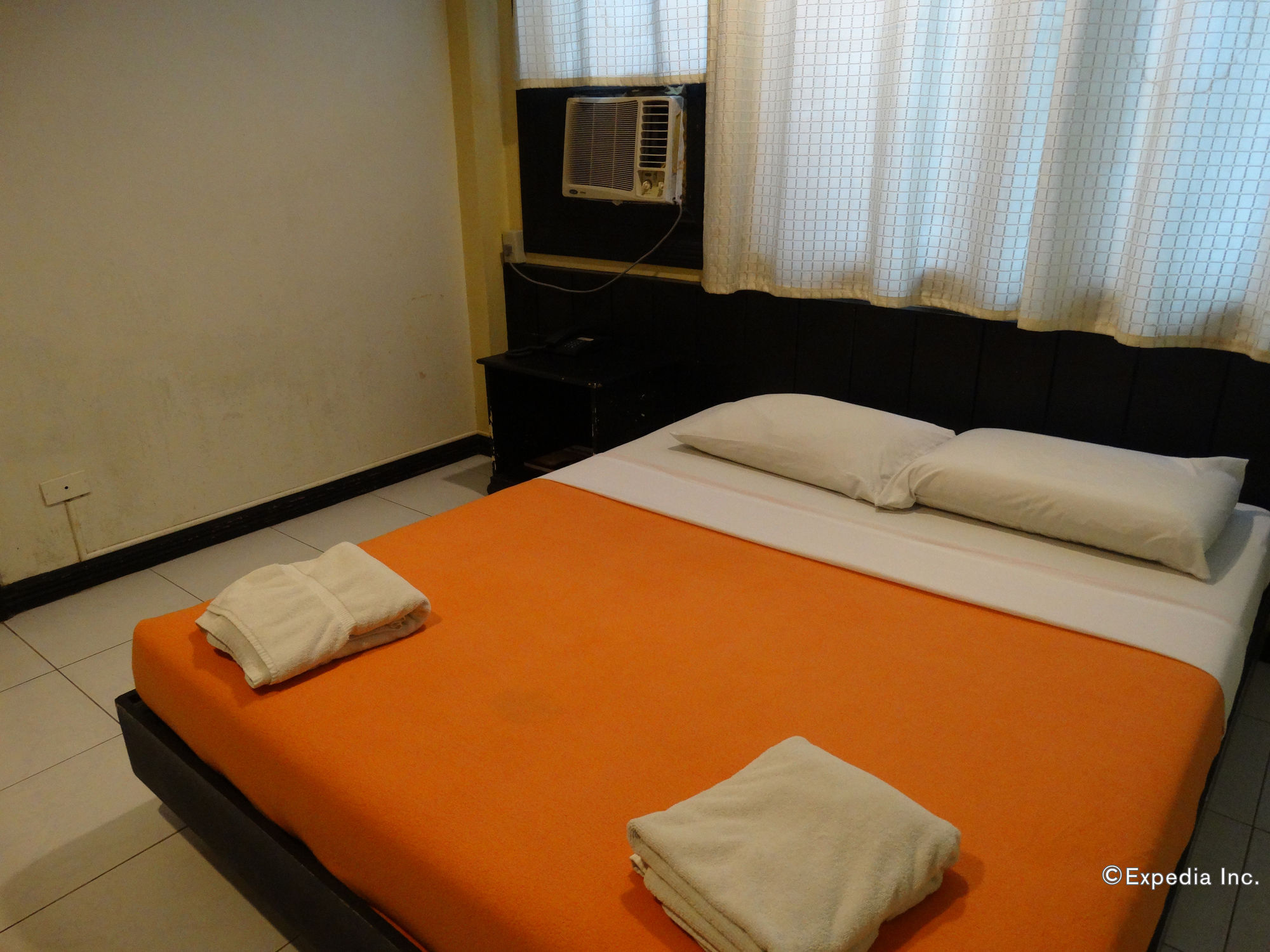 Davao Royal Suites And Residences Eksteriør billede